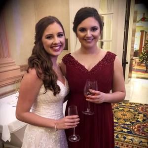 Meet your Posher, Elizabeth